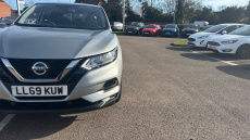 Nissan Qashqai 1.3 DiG-T Acenta Premium 5dr Petrol Hatchback